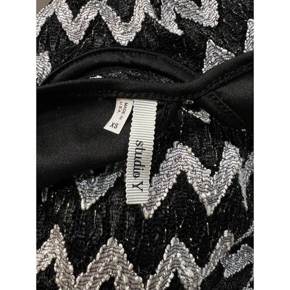 Studio Y Sz XS Black White Chevron Herringbone Lace Fit and Flare Dress Metallic - Picture 12 of 15